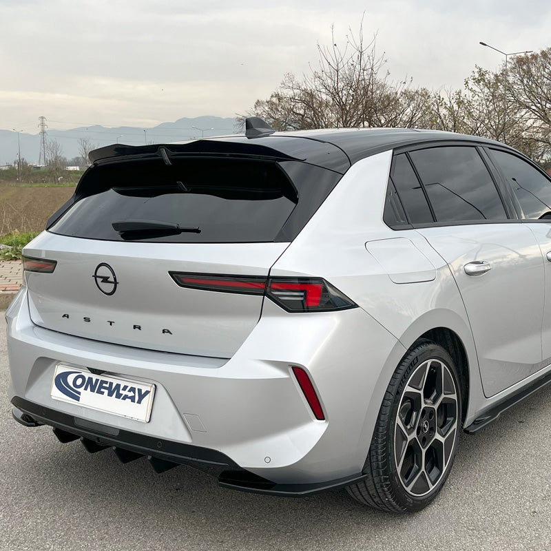 OneWay, kattospoilerin kansi, kiiltävä musta, sopii Opel Astra L HB 2021-
