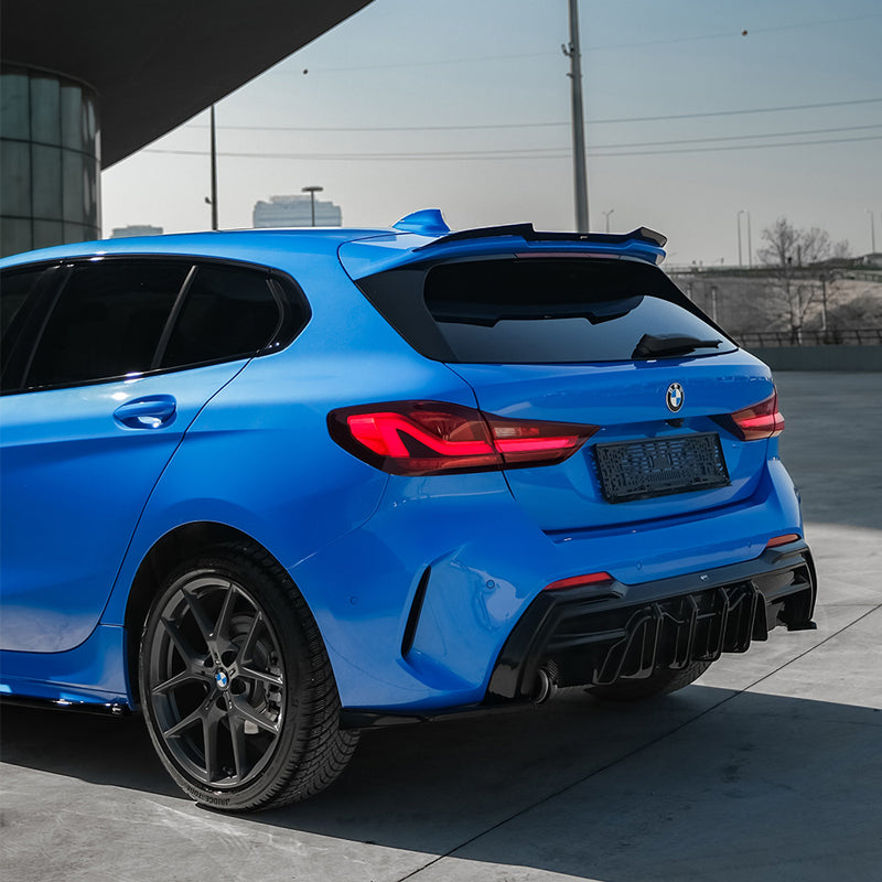 OneWay, Takspoilerkåpa, glanssvart, passar till BMW 1-Series F40 M-Pack/M135i 2019-