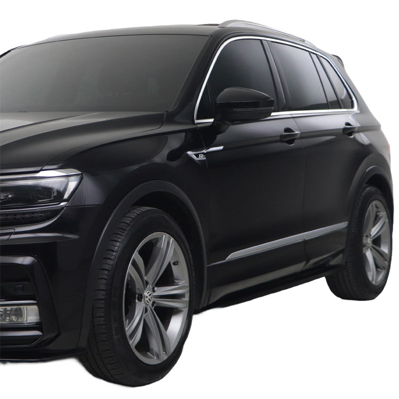 OneWay, sidokjolar, blank svart, passar till Volkswagen Tiguan II R-Line 2016-2020