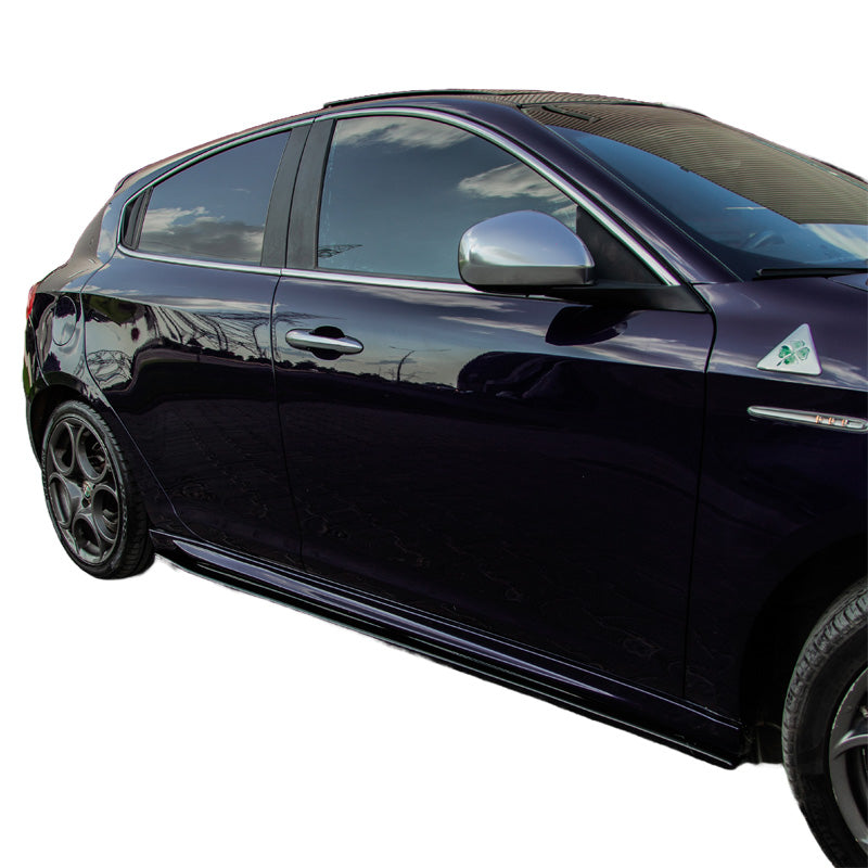 OneWay, sidokjolar set, blank svart, passar till Alfa Romeo Giulietta Sport 2010-2020, 2 delar