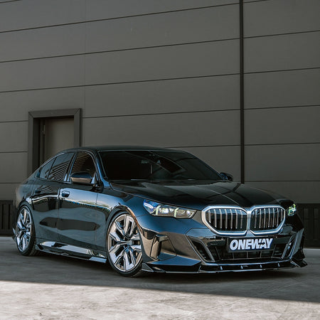 OneWay, Sideskørte, Blank sort, passer til BMW 5-Serie G60/G61 Sedan/Touring M-Pack (2023-), inkl. i5