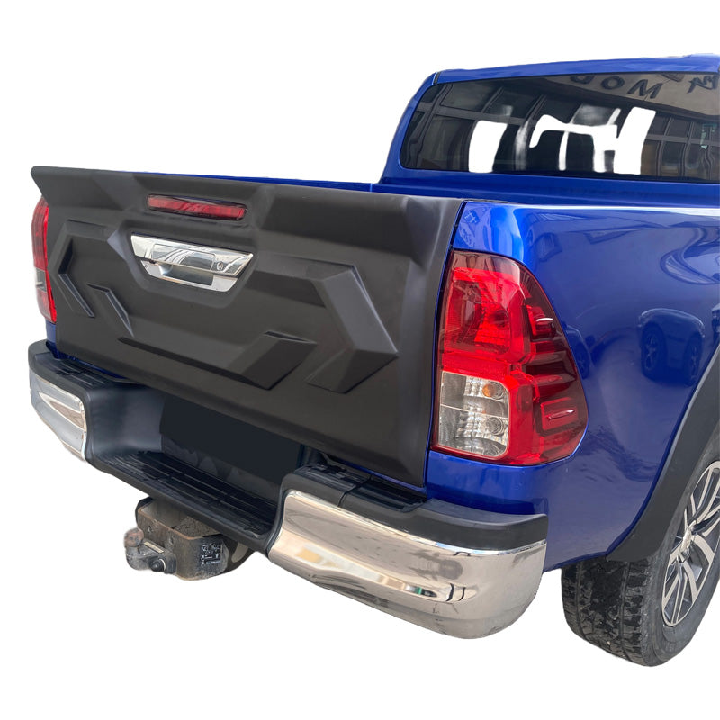 OneWay, takaluukun kansi, mattamusta, sopii Toyota Hilux 8. generation (2015-2020)