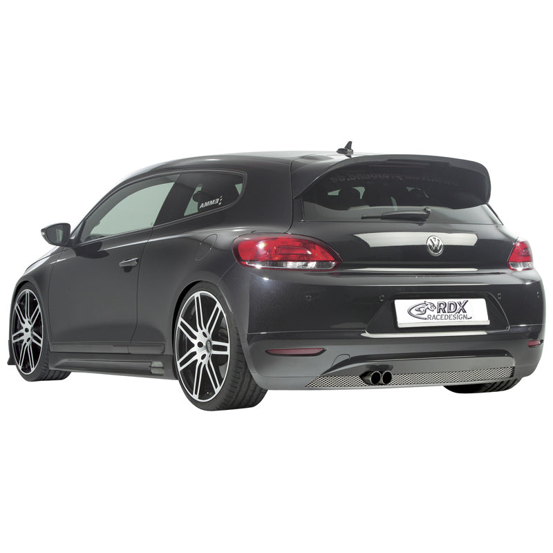 RDX Racedesign, takapuskurin helma, sopii Volkswagen Scirocco 2008- (PU)