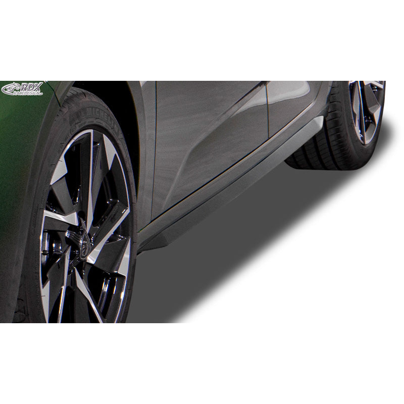 RDX Racedesign, sivuhelmat 'Slim', sopii Peugeot 308 III Hatchback 2021- (ABS kiiltävänmusta)